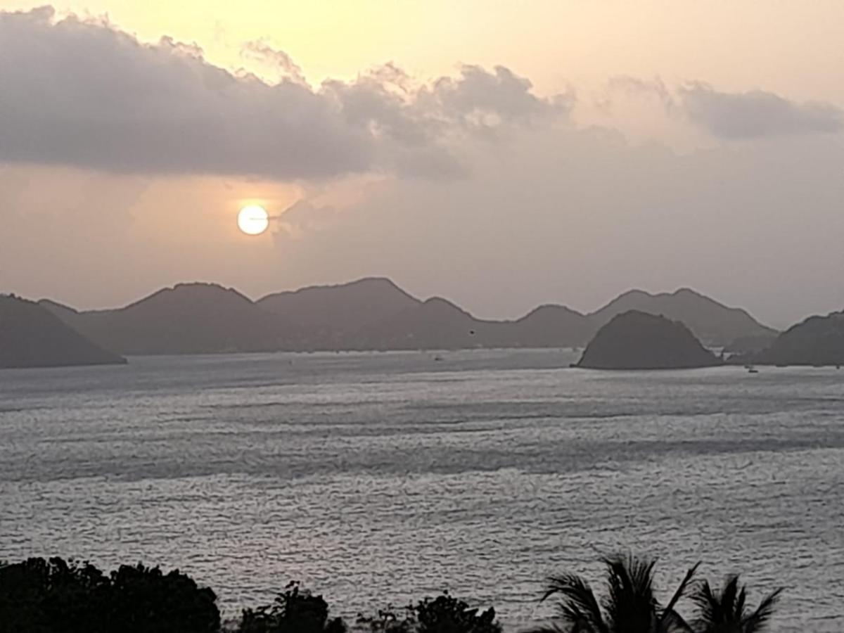 Villa KAZ ANOLI vue époustouflante sur la baie Terre-de-Bas Exterior foto